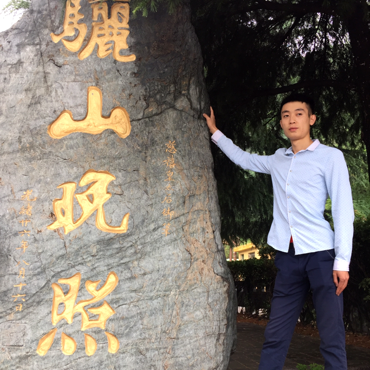 铃铛向整齐的照片