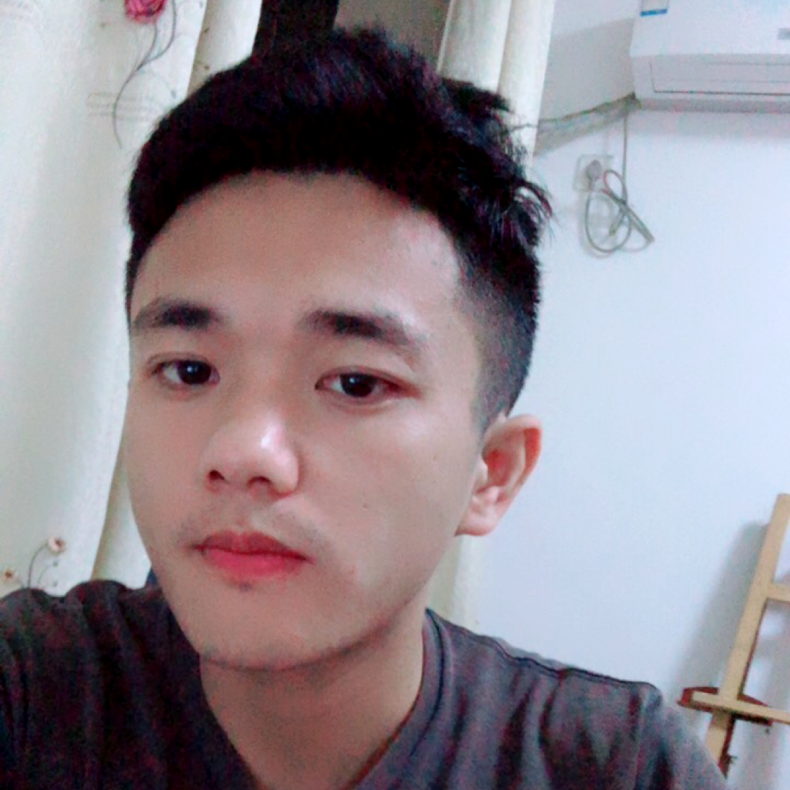 汤子梁的照片