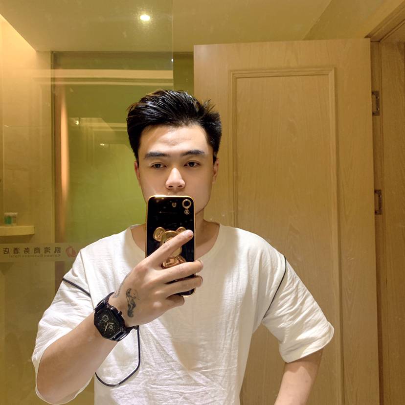 贤惠放弃刺猬的照片