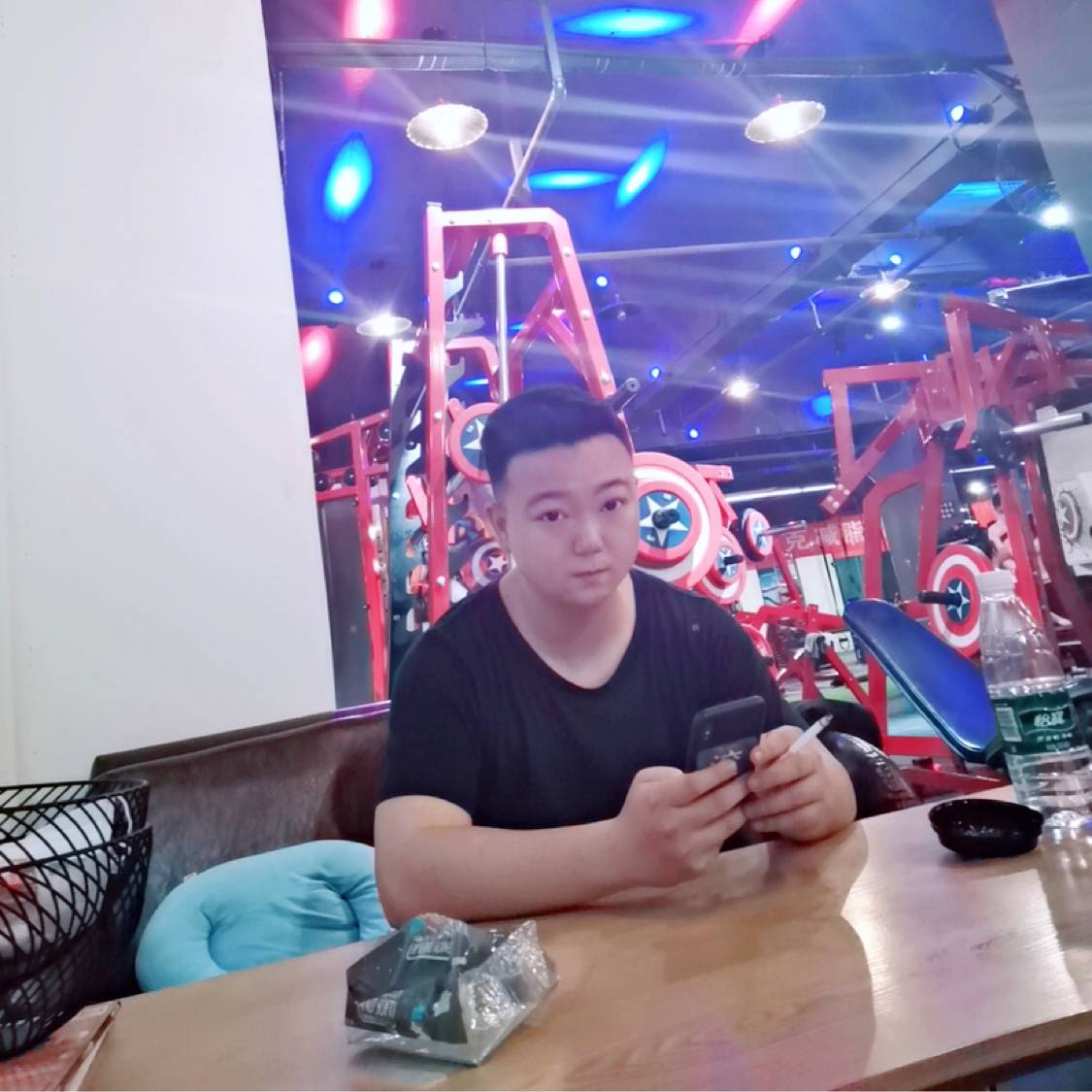 约吗lll的照片