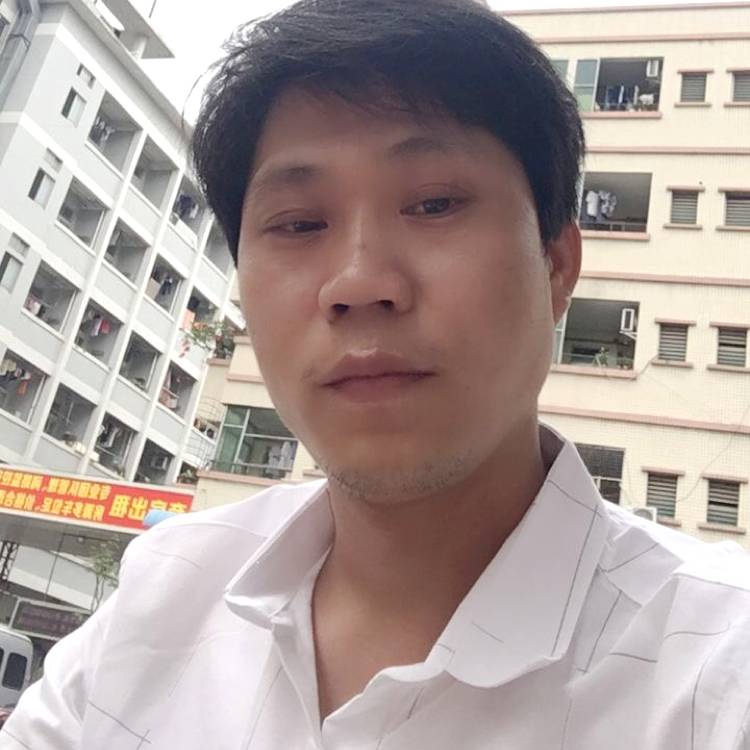 友好泪了外套的照片