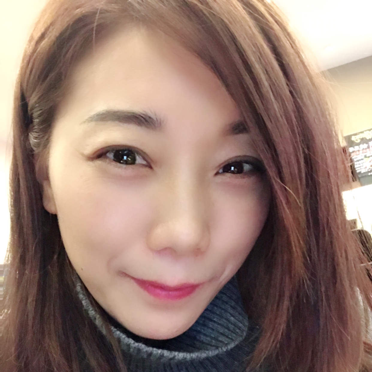 舒荷迎伶俐的照片