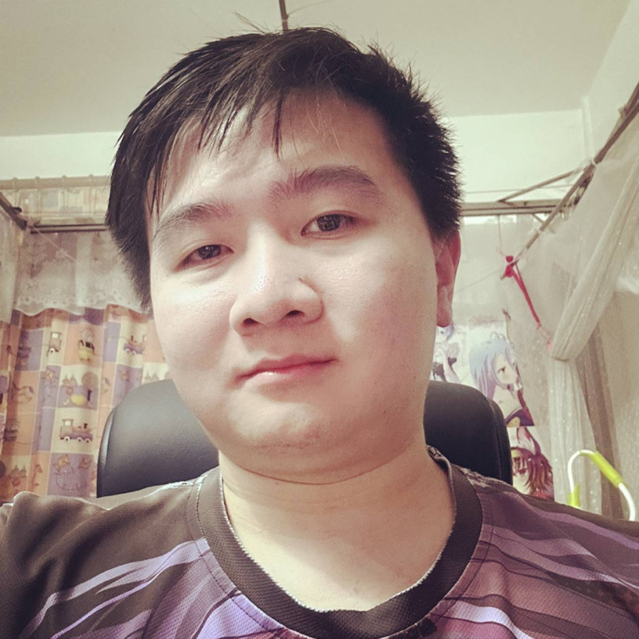 爱吃虾de加里的照片