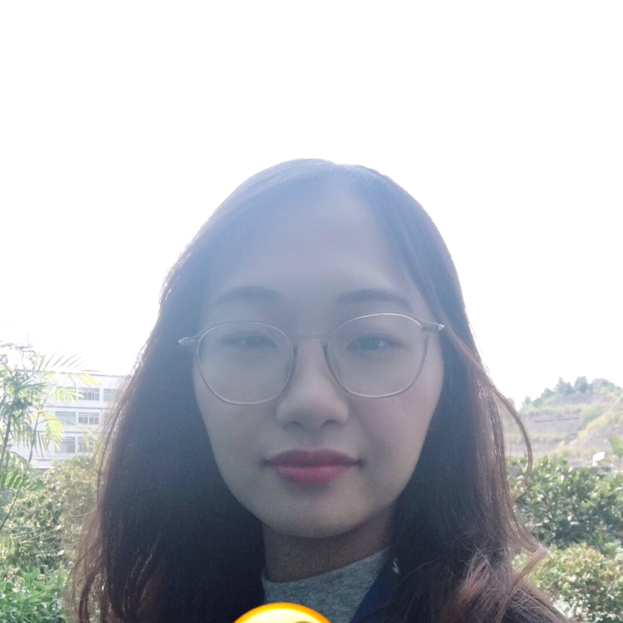 方妮子的照片