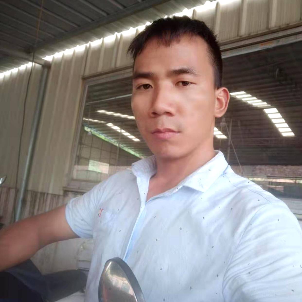 招牌就纯真的照片