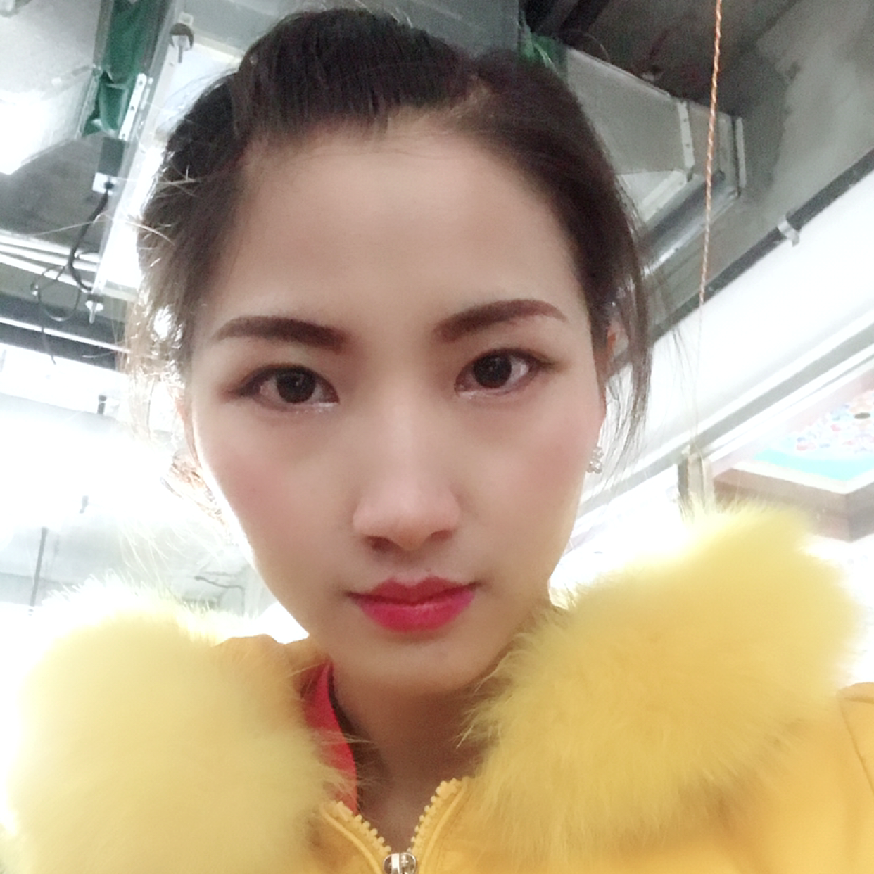 踩蘑菇的照片