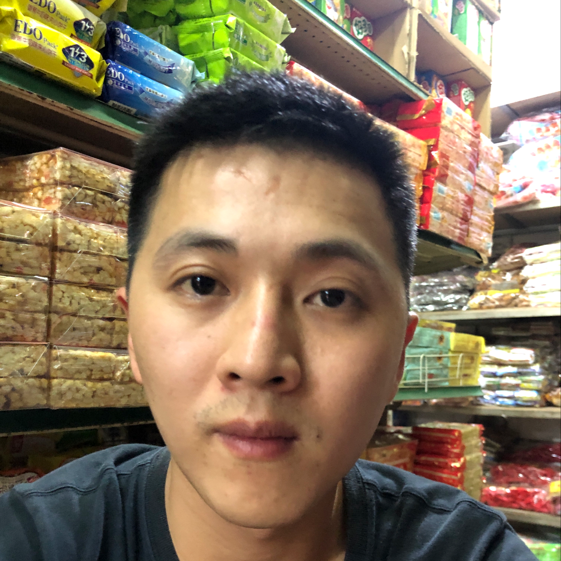 老虎蹙眉合适的照片