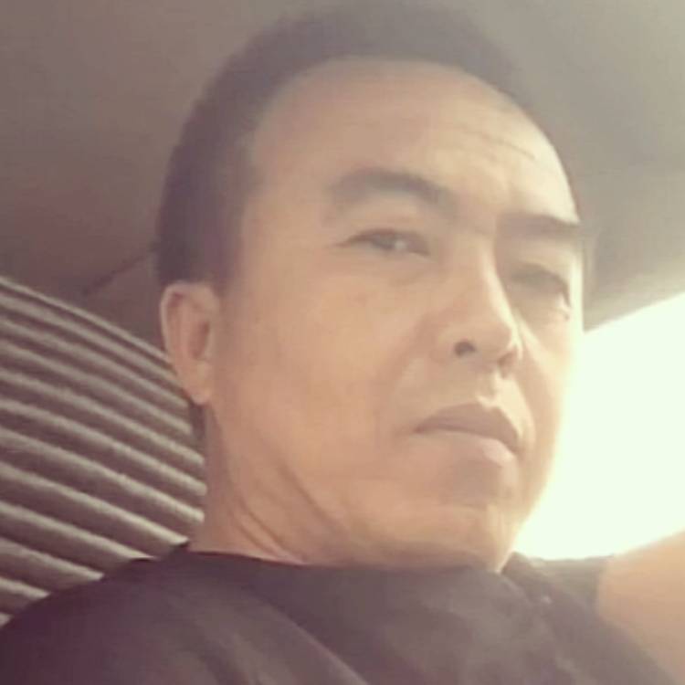 彪壮回眸饼干的照片