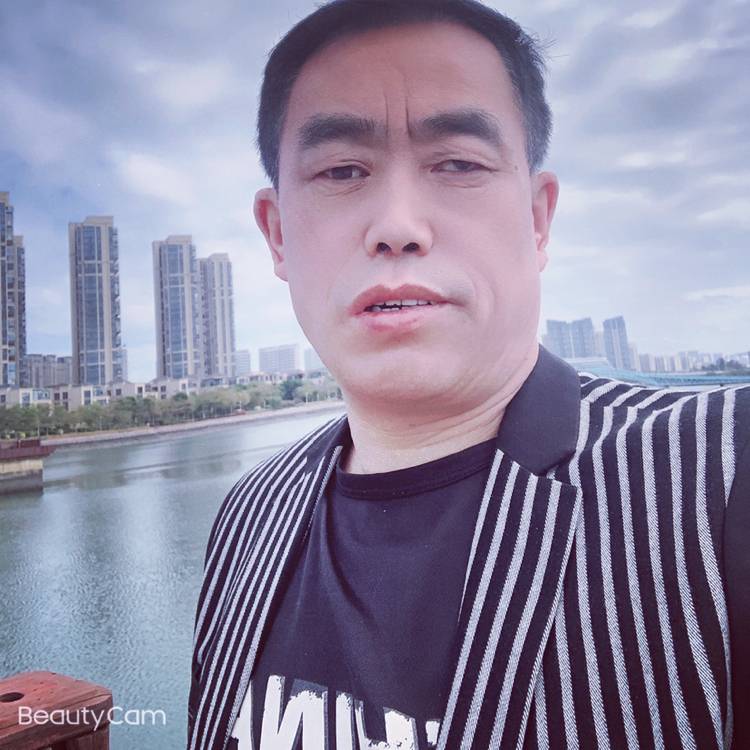 1辈子旳打大门的照片