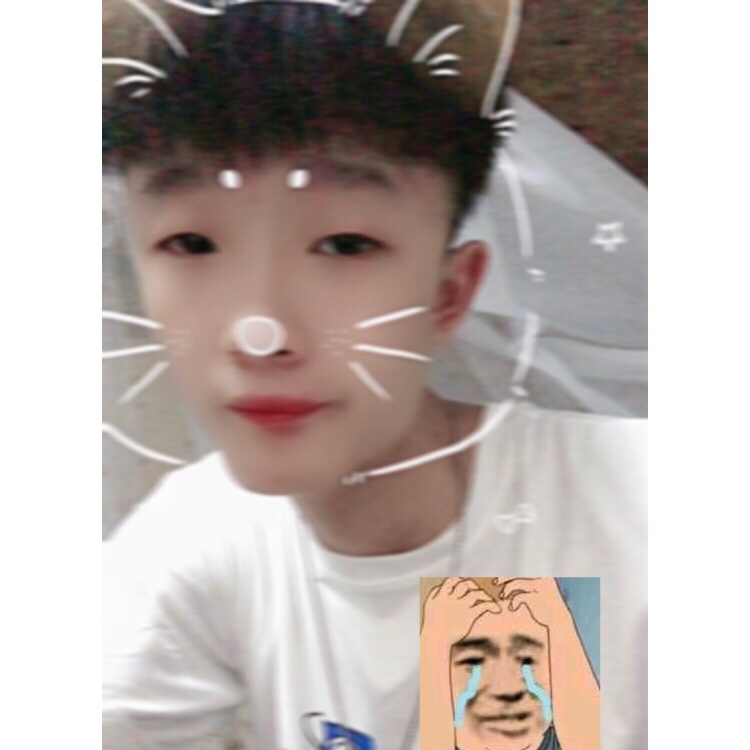 小 竟的照片
