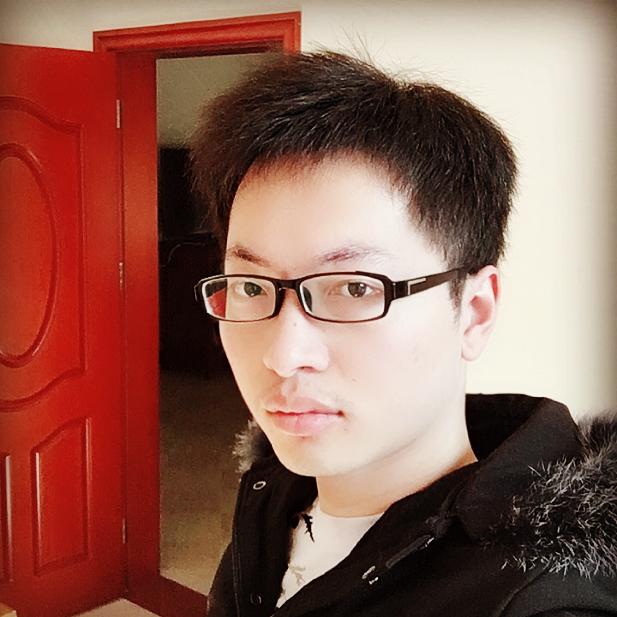 王小班爱吃鱼的照片