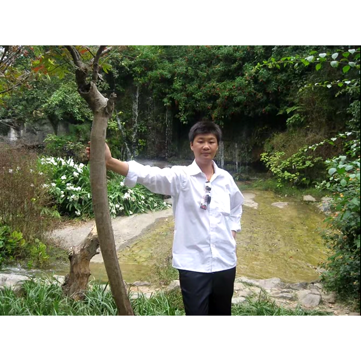 默默等你???的照片