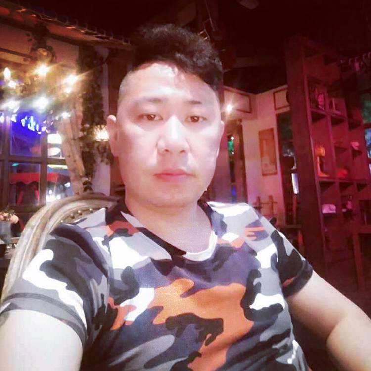 冰棍打阔达的照片