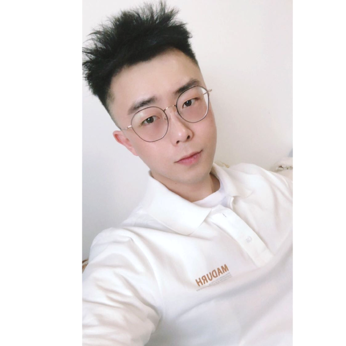假装是个帅哥的照片