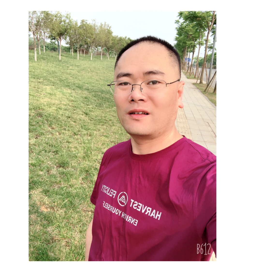 她在哪里,我想你的照片