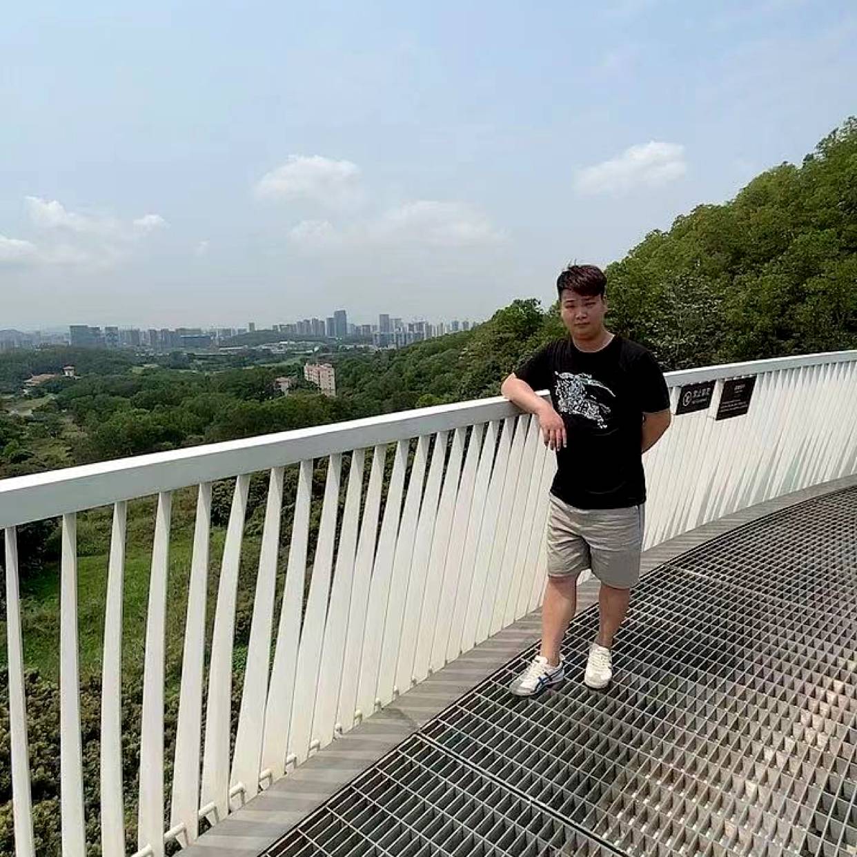 爱撒娇迎鸭子的照片