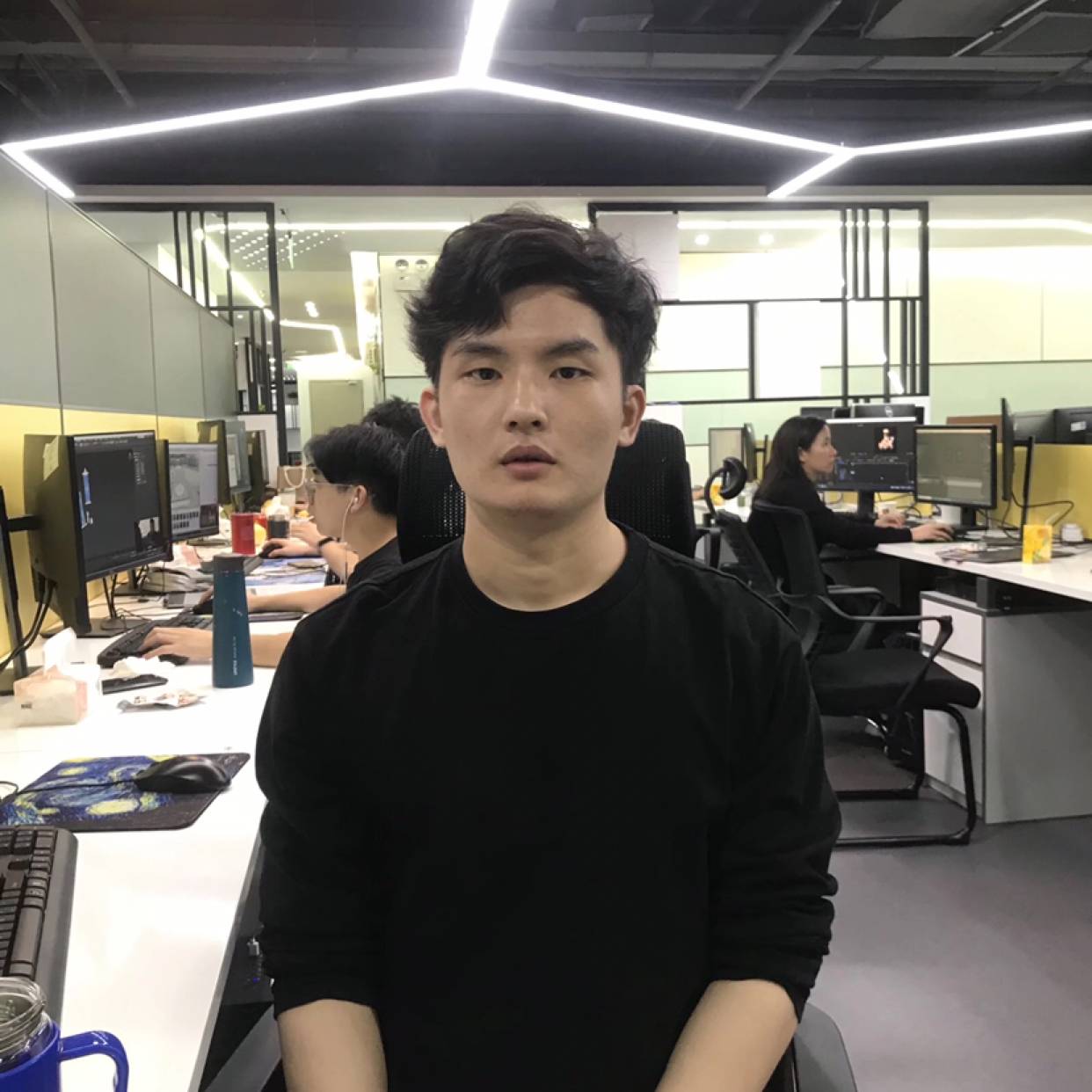 维修中心总部的照片