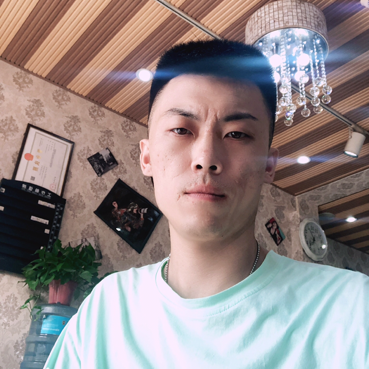 孤單的单身狗的照片
