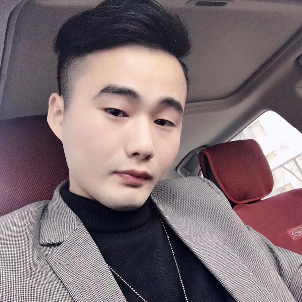 liu默的照片