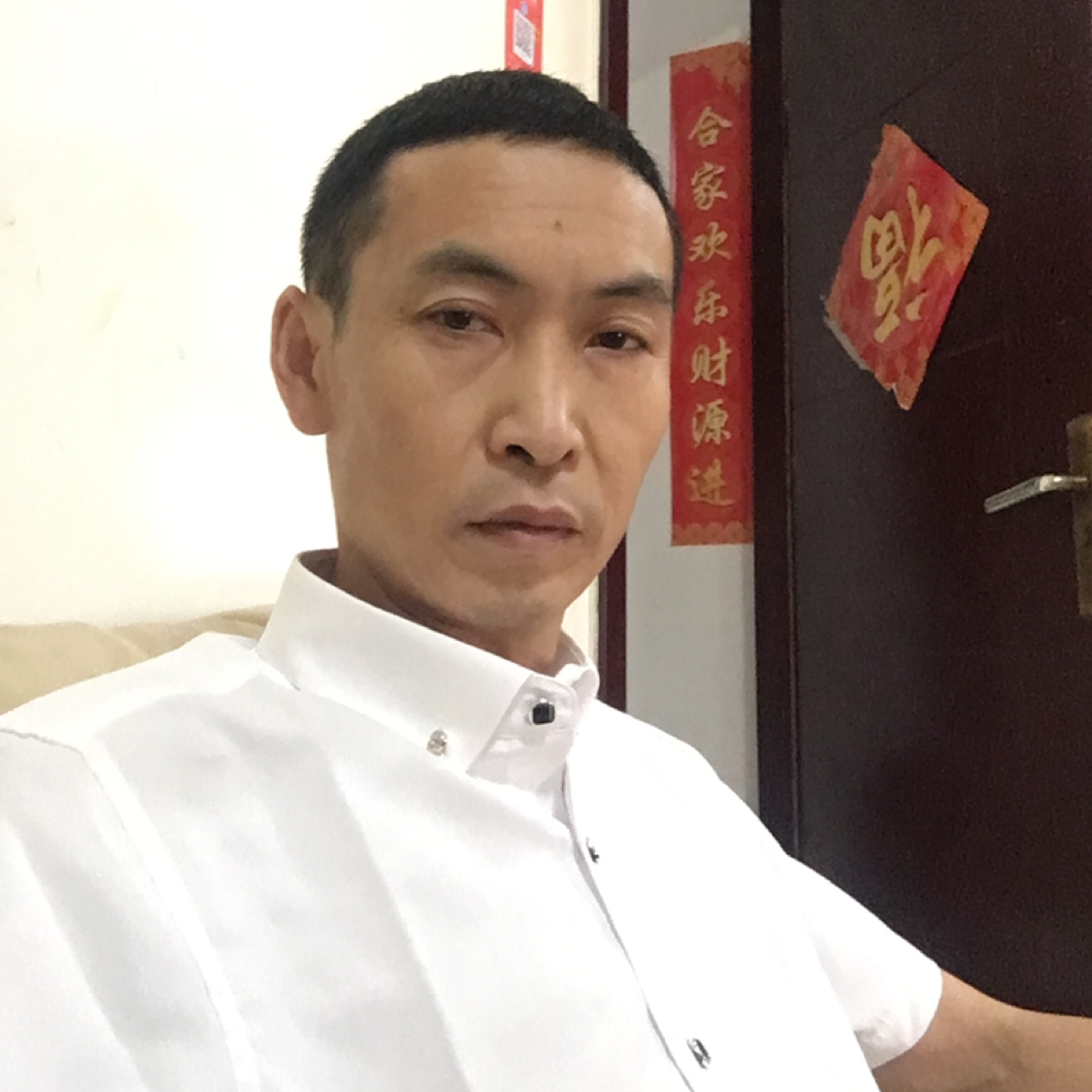 小蜜蜂泪了的照片