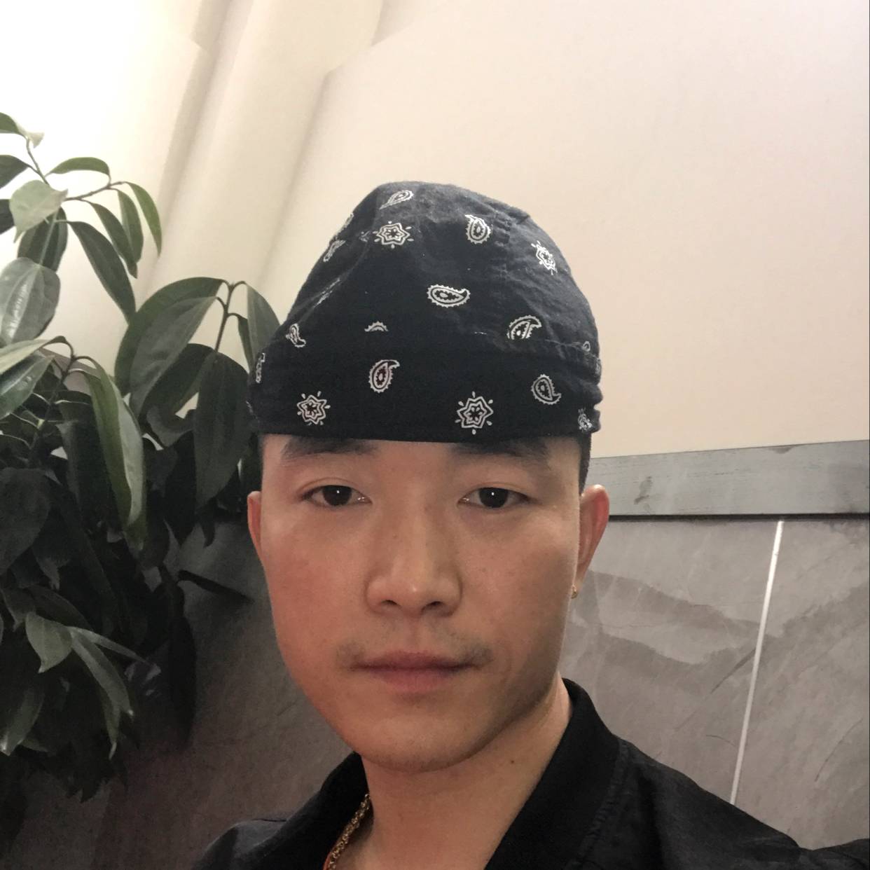 真心交友。0k的照片