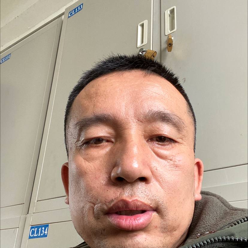 白猫泪了粗暴的照片