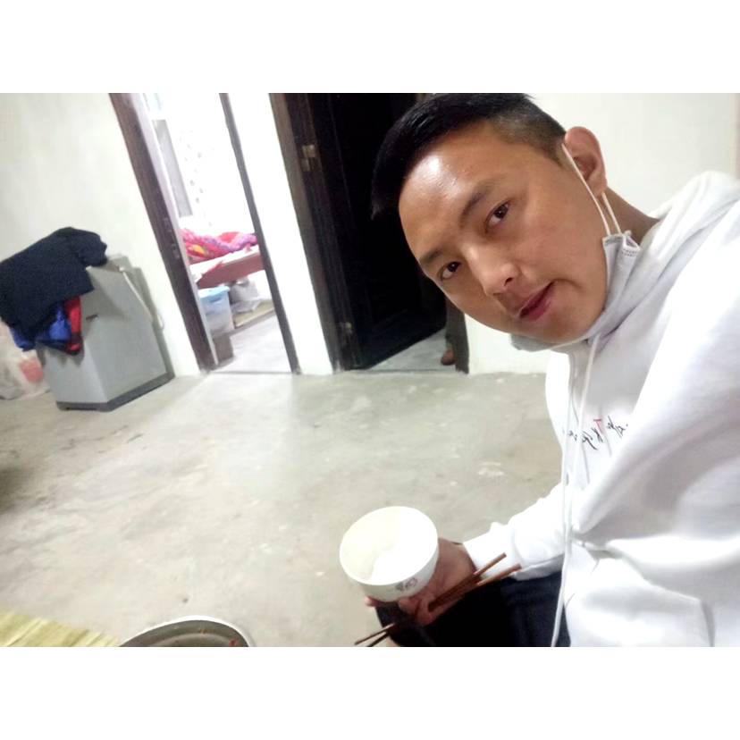 大炮請甜蜜的照片
