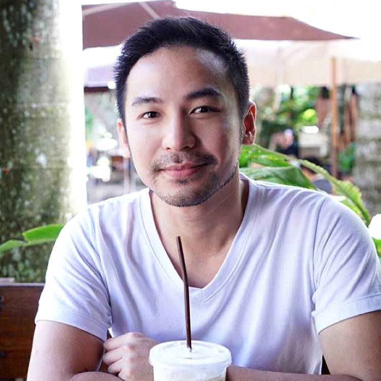 李嘉凯的照片