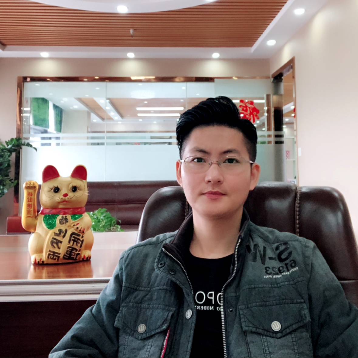 冲上云霄的照片