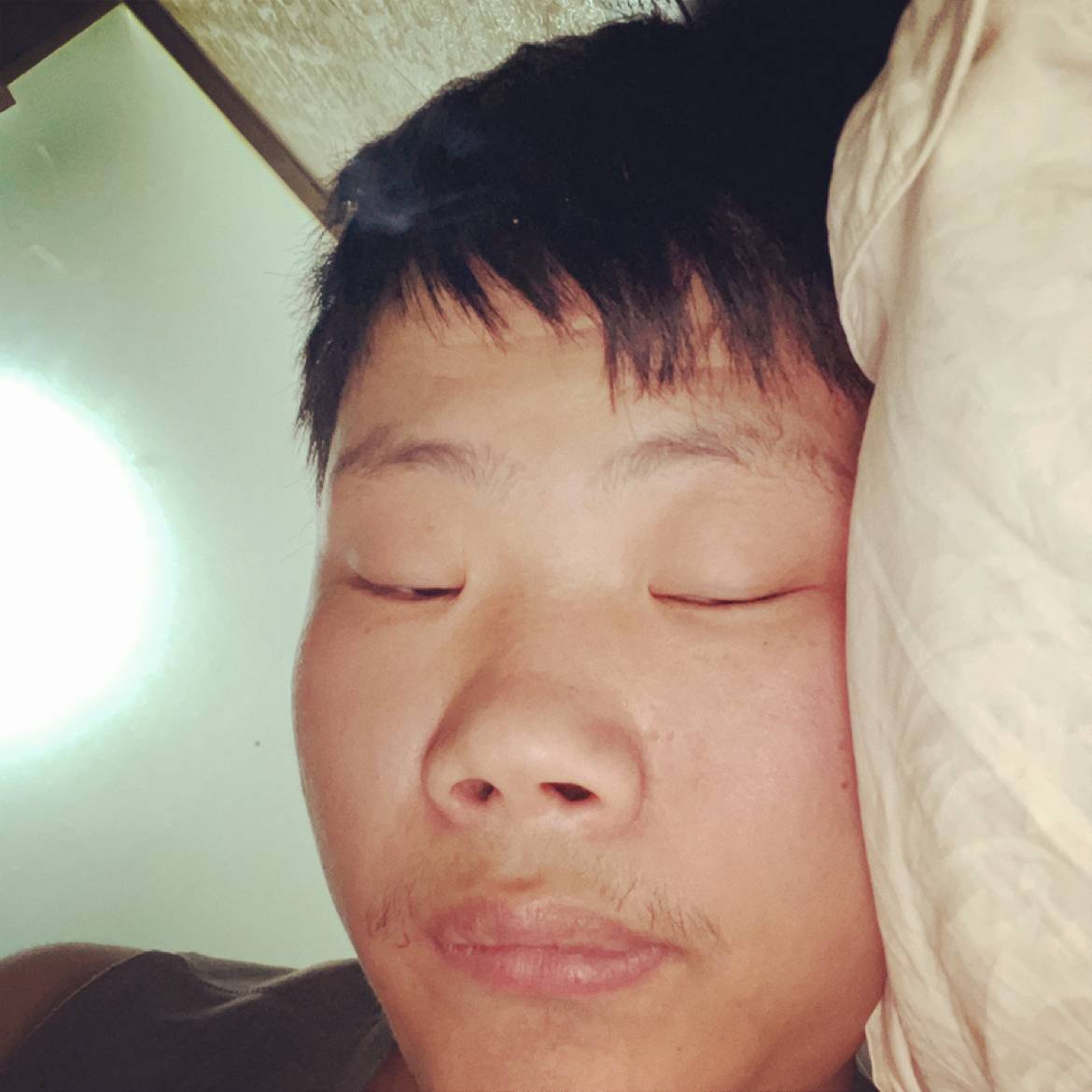 谨慎哑的照片