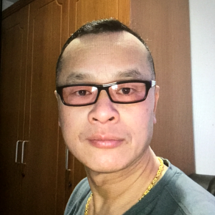 Bose的照片