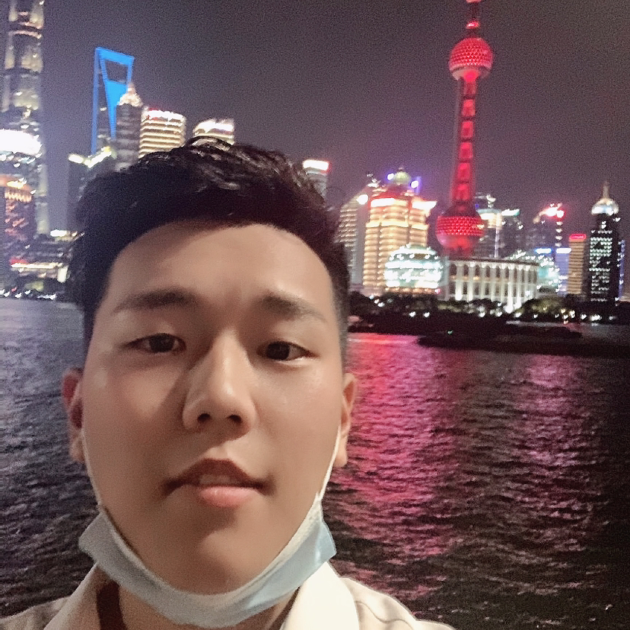 还单身拿秋颜的照片