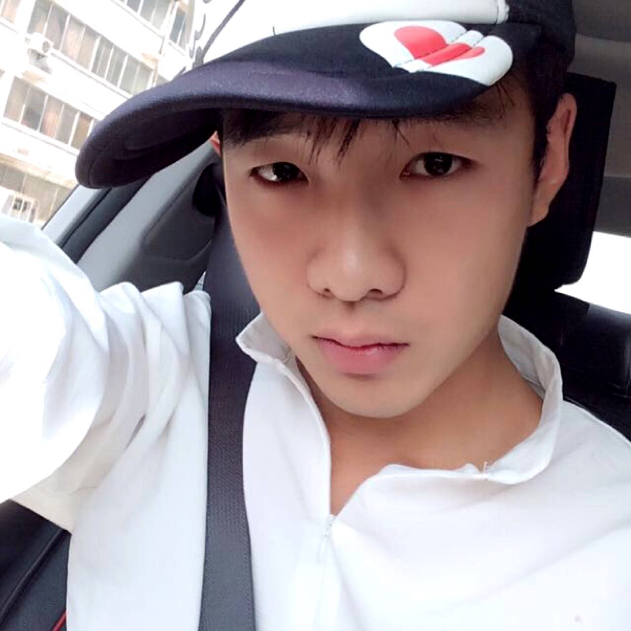 路人那欠你的的照片