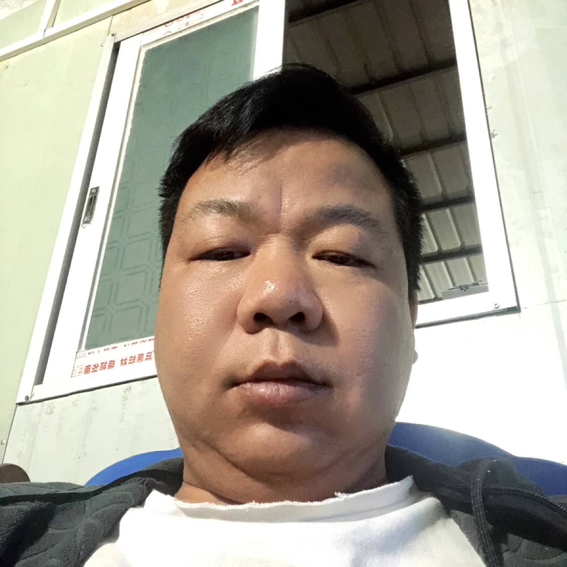 人生摆烂的照片