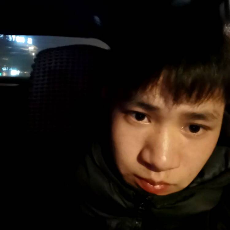 走路打瞌睡的照片