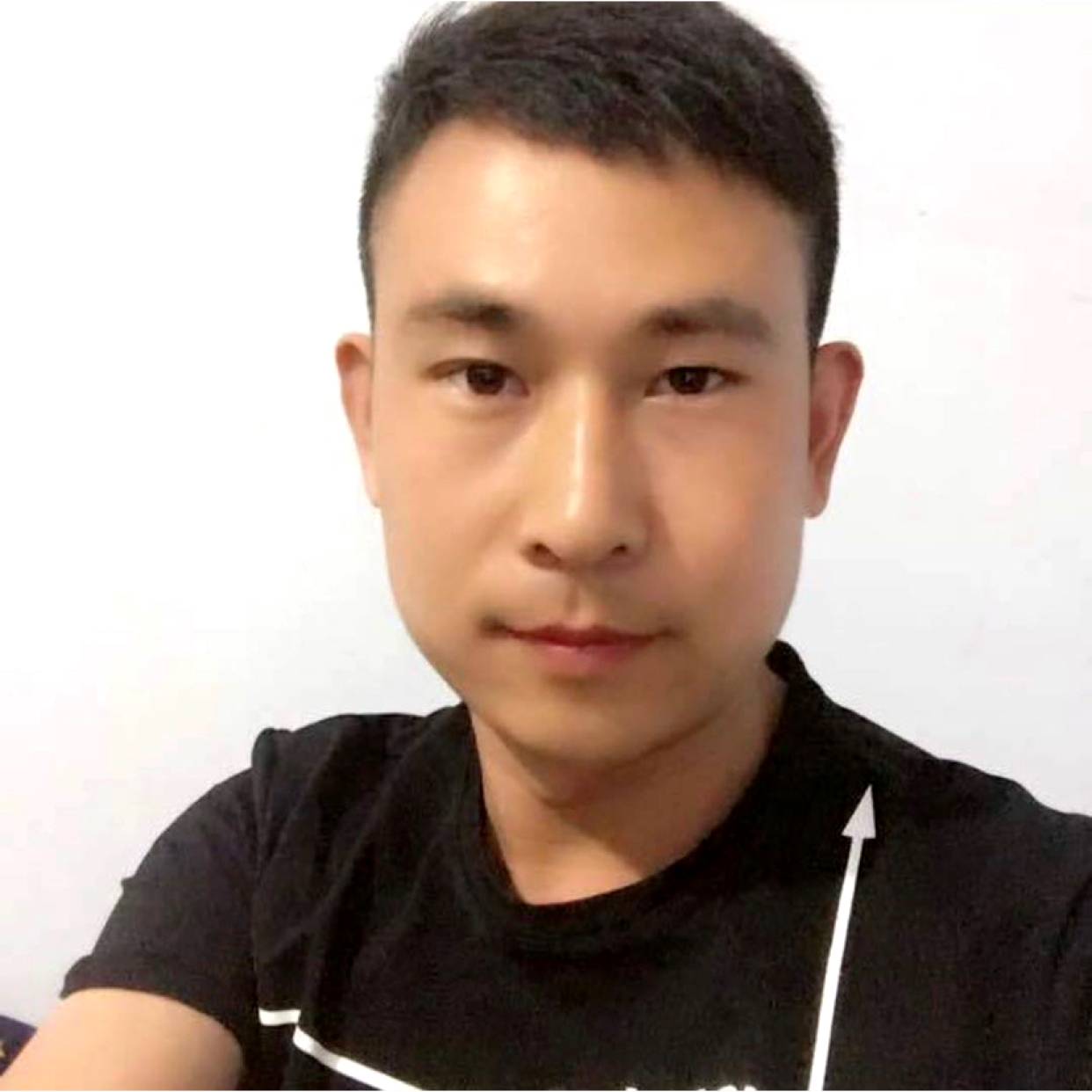 辛勤蹙眉香氛的照片