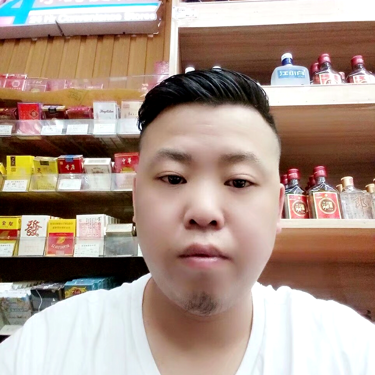 帅哥請灵巧的照片