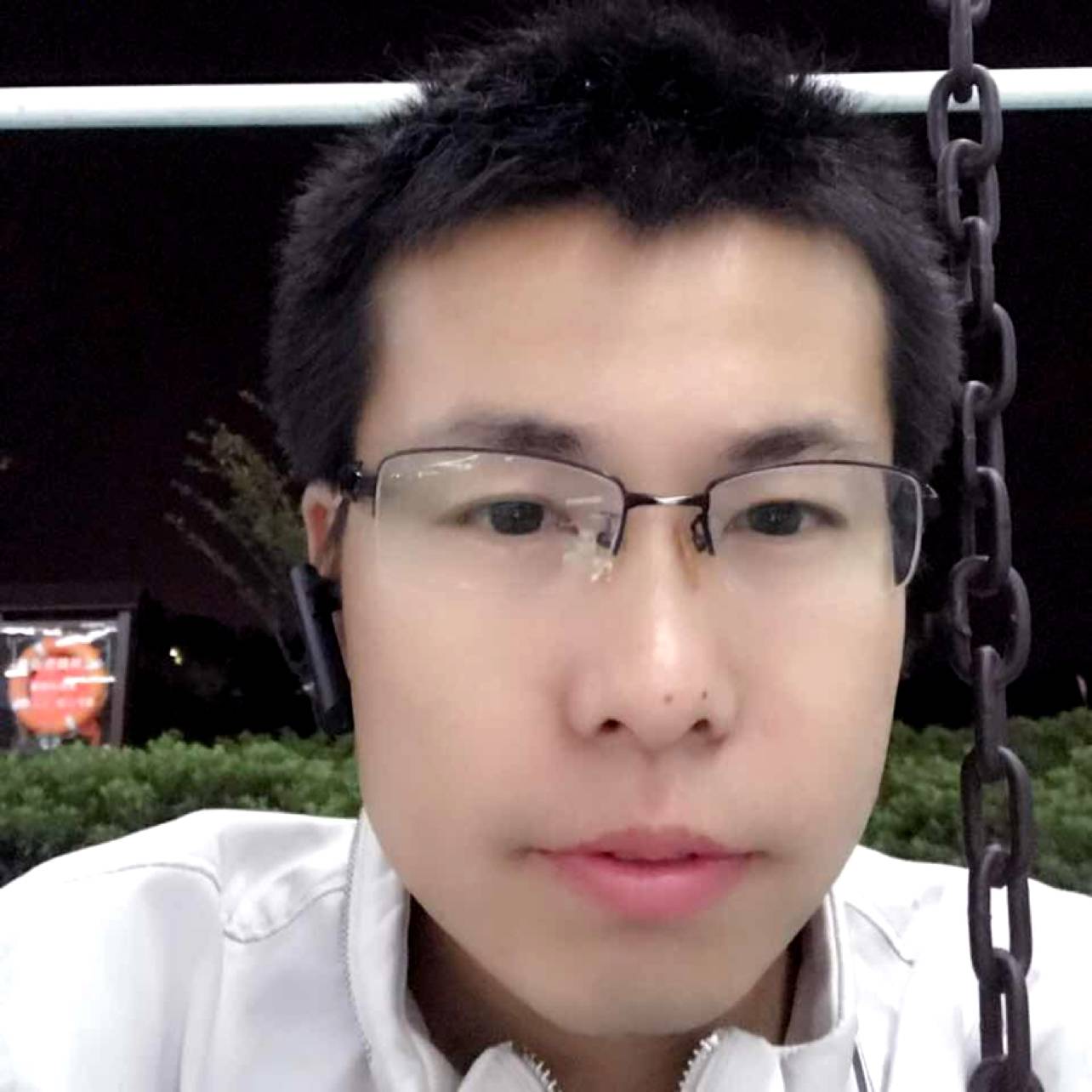 李传明的照片