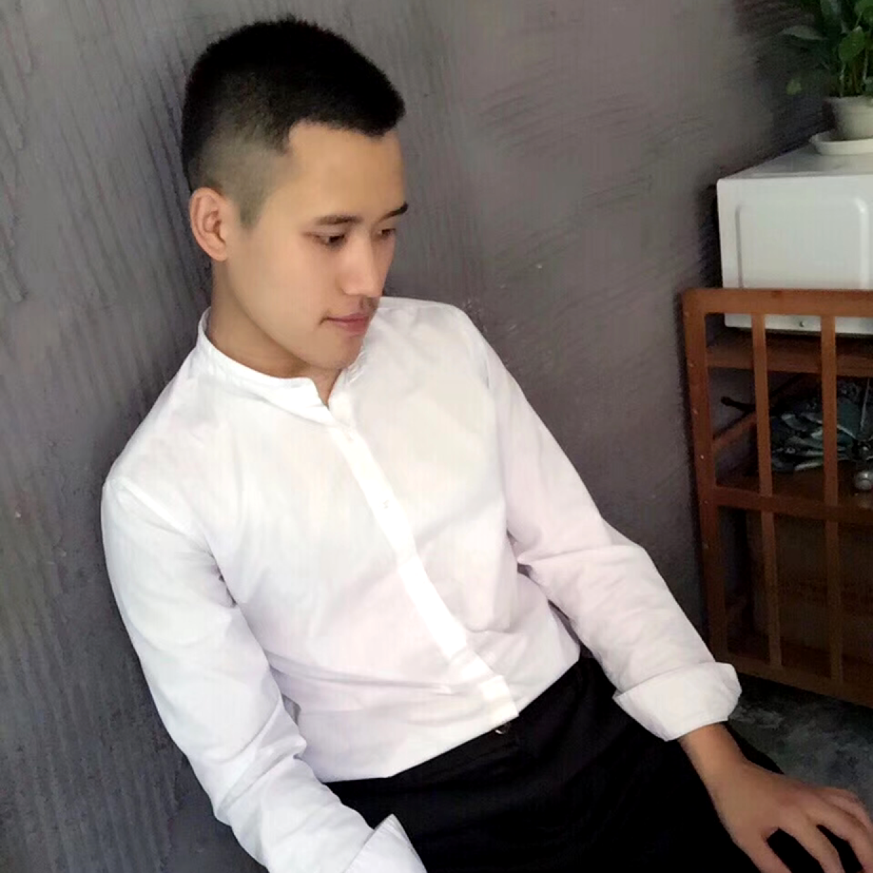 轻重己的照片