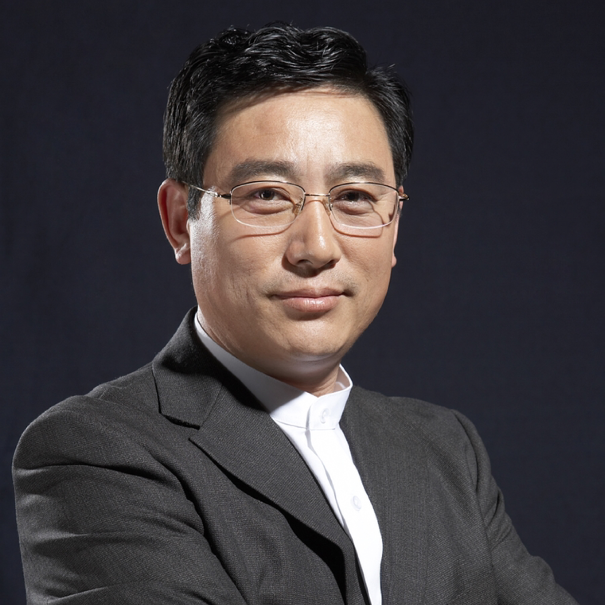 平淡闻白云的照片
