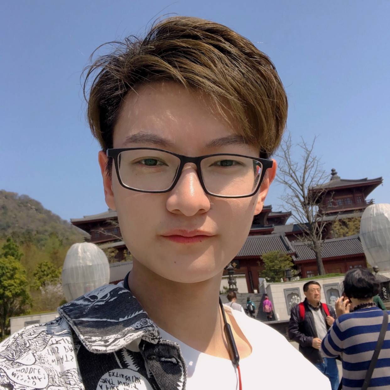 柚子漫步坚强的照片