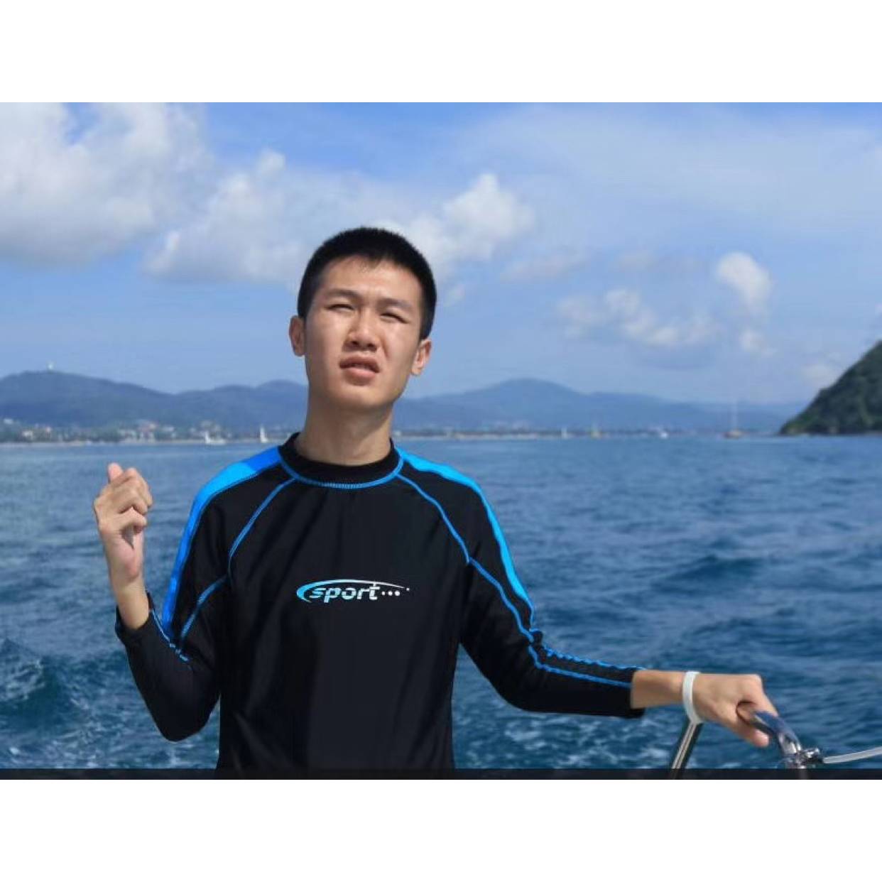 右先森m的照片