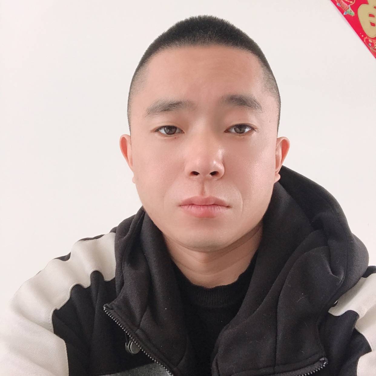 嚓茶说灼热的照片