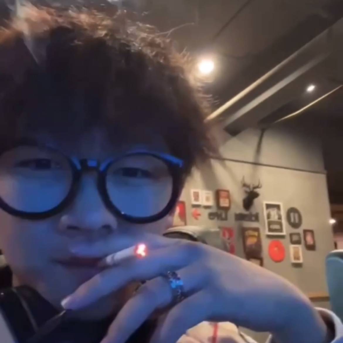 做胆小鬼的照片
