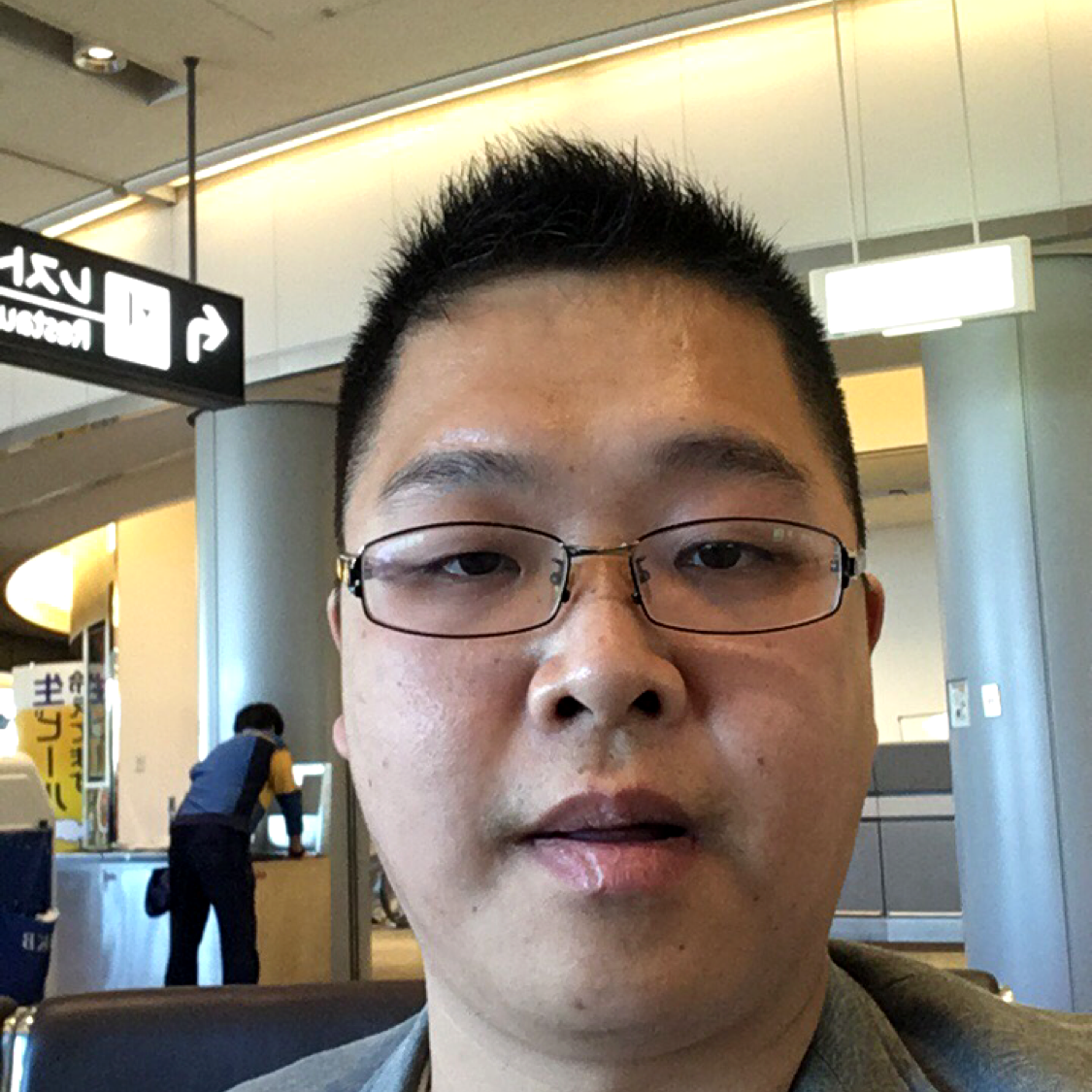 有点暖的老男人的照片