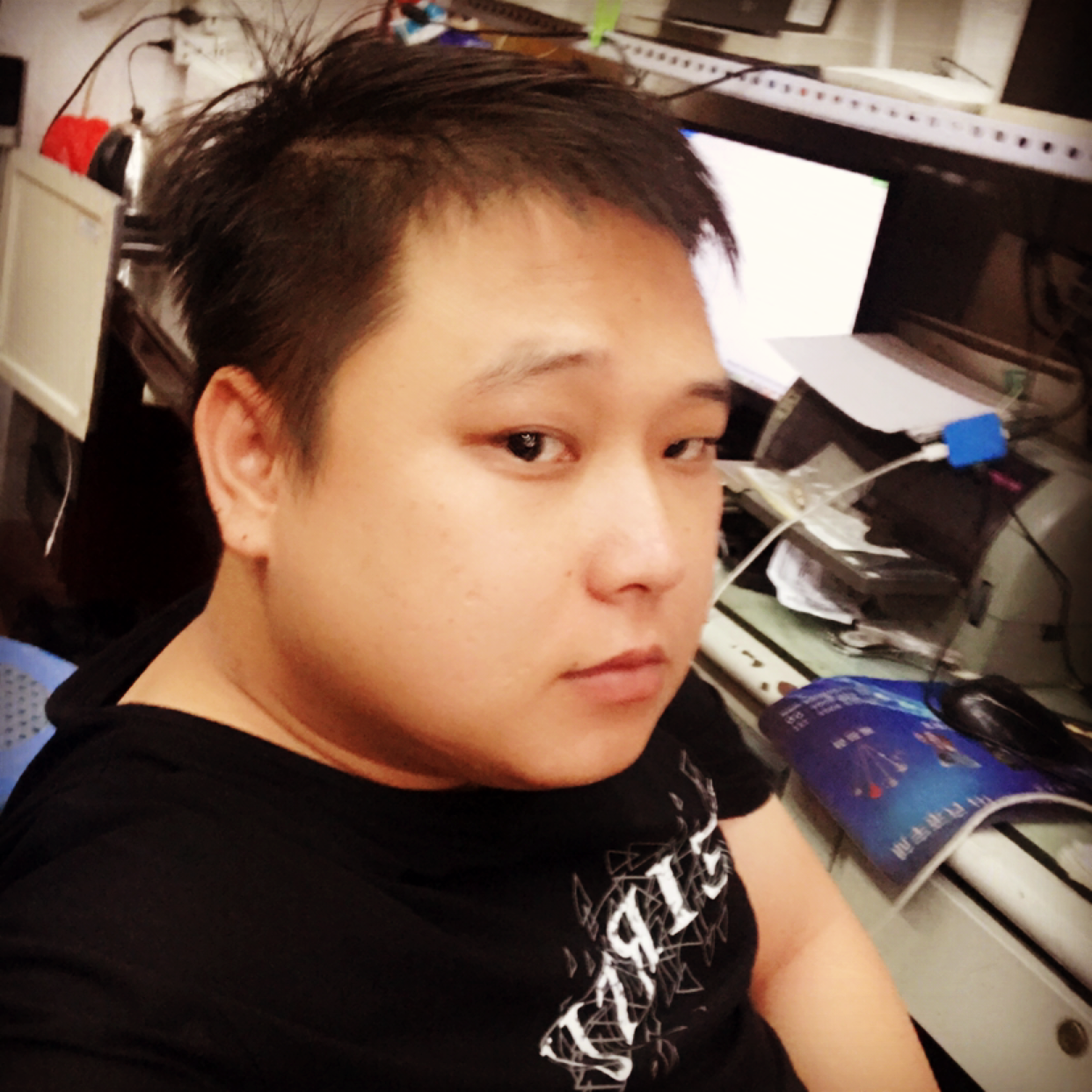 细腻蹙眉小蚂蚁的照片
