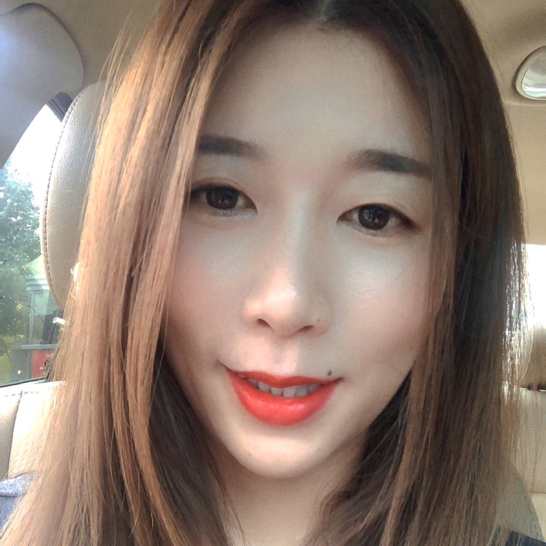 海豚姑娘的照片