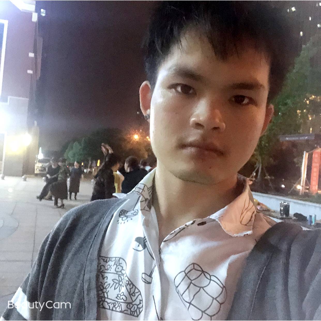蒋宝的照片