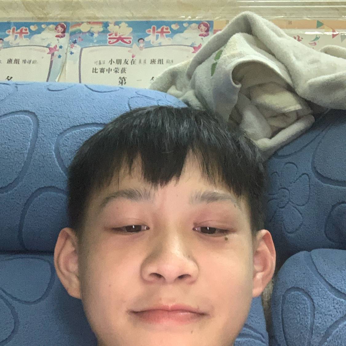 凌晨车站的照片