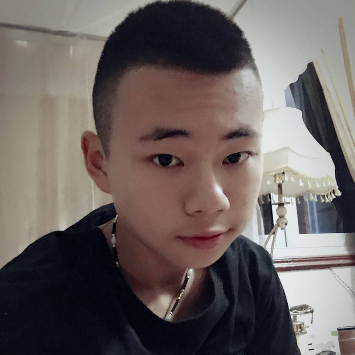 爆Seed哥丶的照片